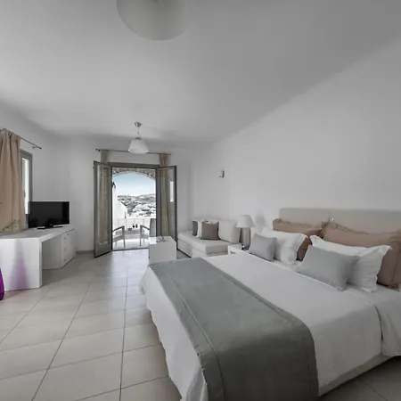 Deliades Hotell 4*