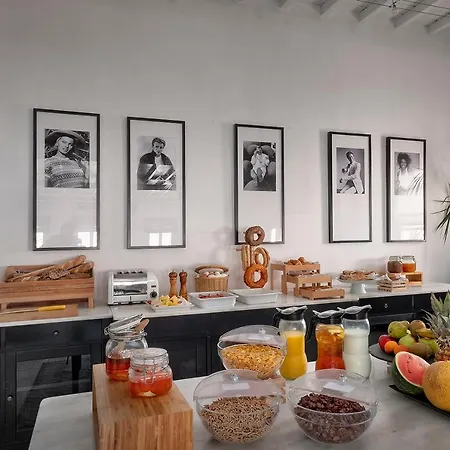 δηλιάδες Ξενοδοχείο 4*